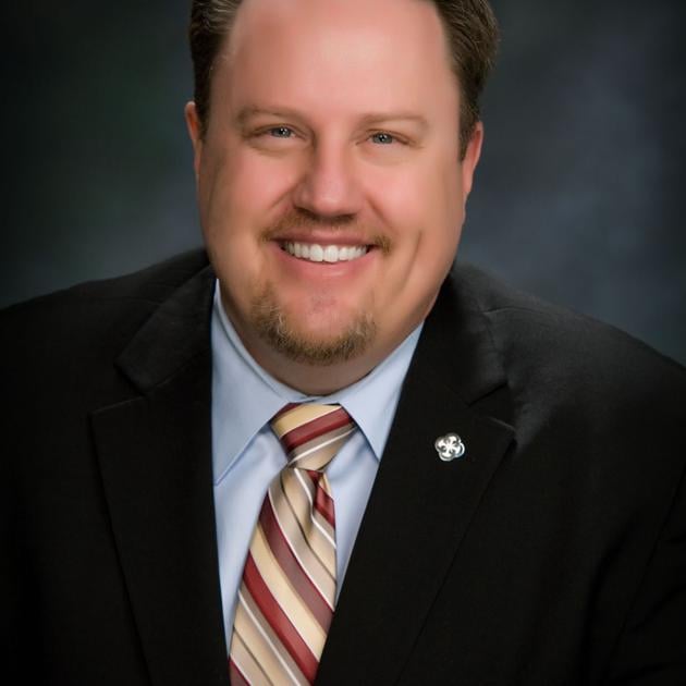 Travis Leach