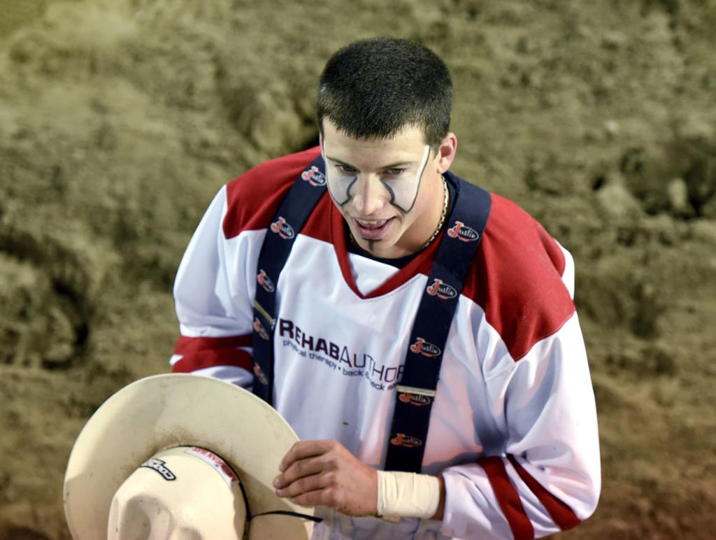 Darrell Diefenbach, Cody Webster shine as bullfighters at CNR, Members