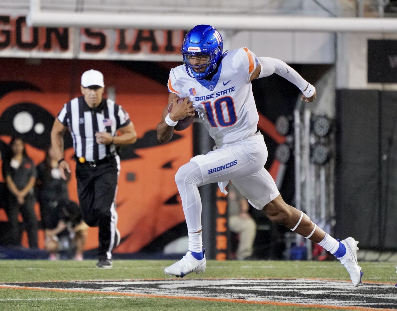 What Taylen Green — And His Legs — Bring To Boise State's Offense ...