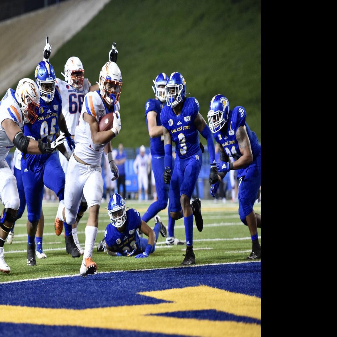 Notebook Holani Scores Four Touchdowns To Lead Strong Boise State Rushing Attack Boise State Football Coverage Idahopress Com