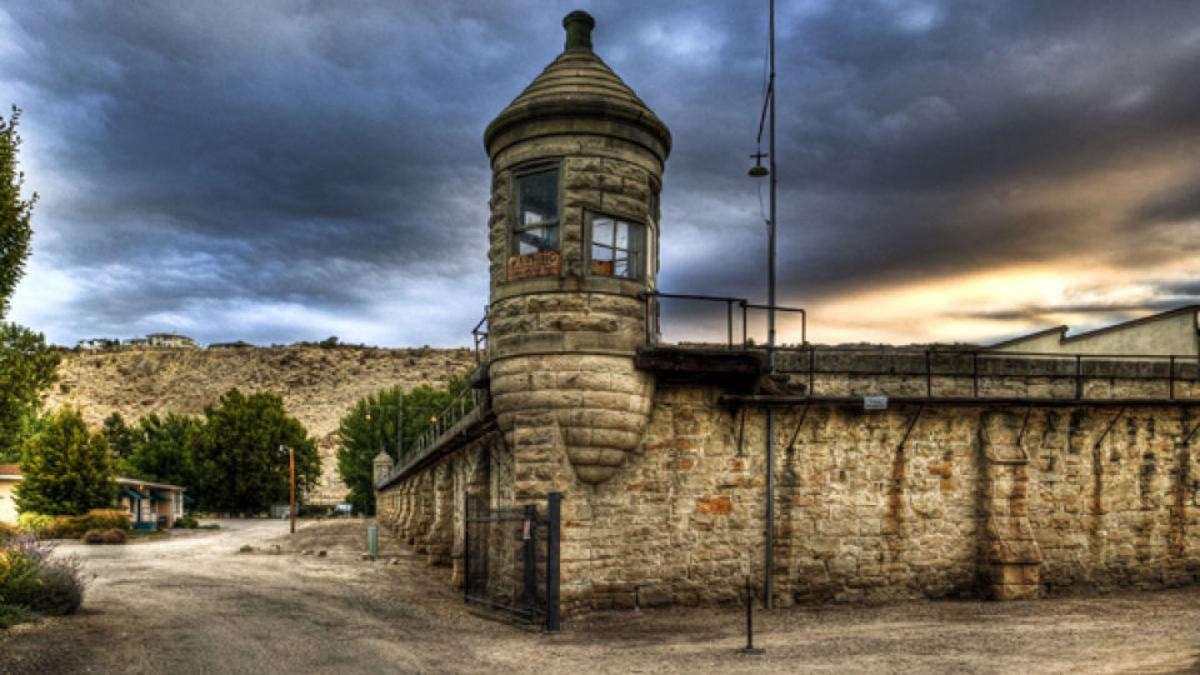 Old Idaho Penitentiary Shows Off History Of Love Struck Inmates Members Idahopress Com