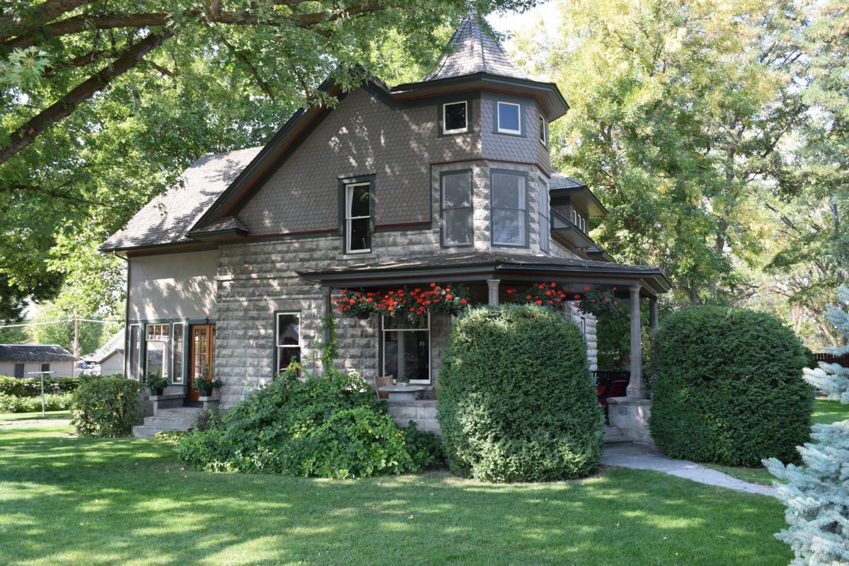 Historic Meridian home on the market again after couples fills it with