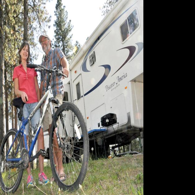 Rv Couple Samples Different Campgrounds By Acting As Hosts Community 6785