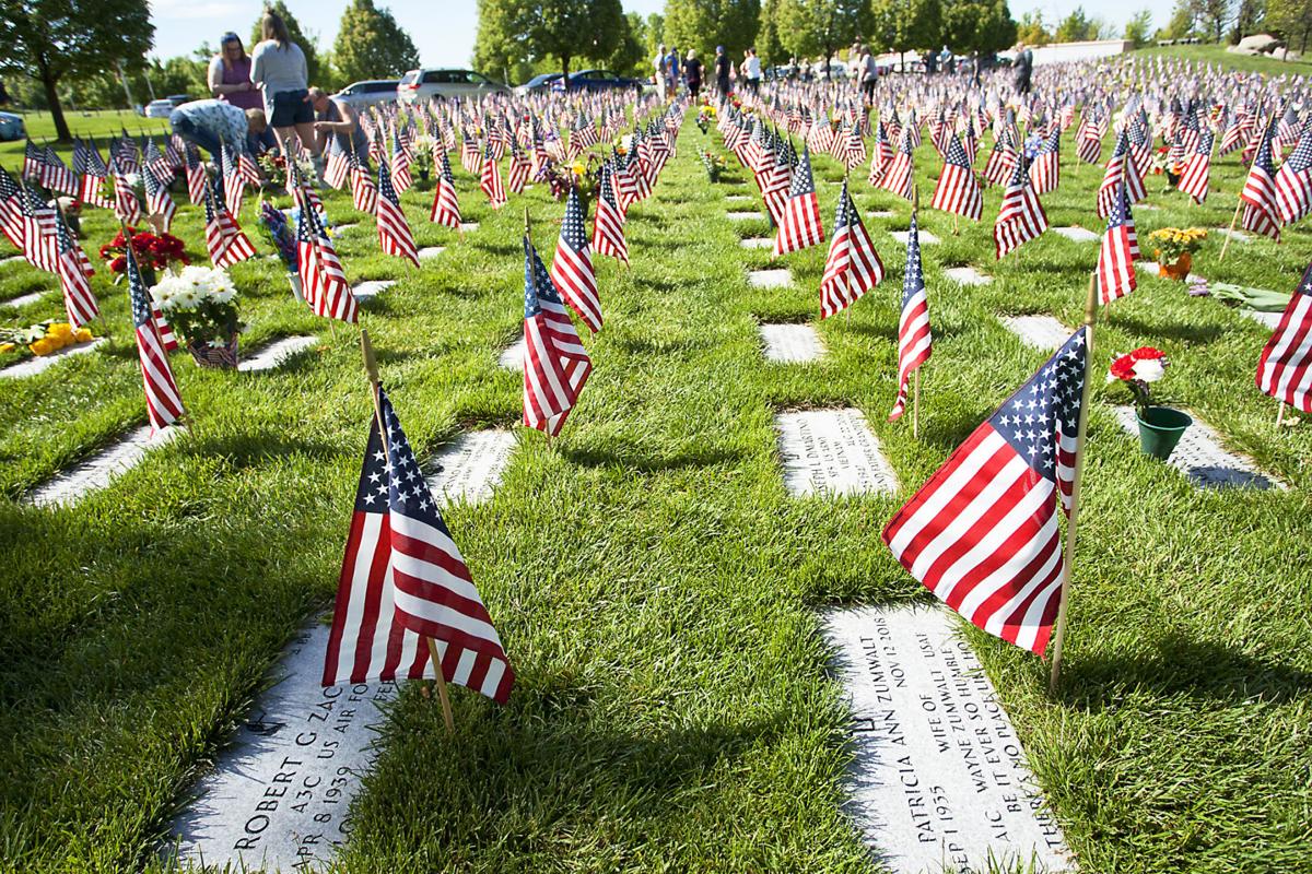 Memorial Day Flyover Cemetery Visits Honor Service Of Veterans Local News Idahopress Com