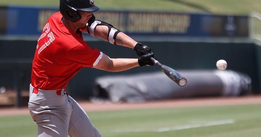 NNU surrenders late lead, loses in walk-off fashion to Tampa to end season