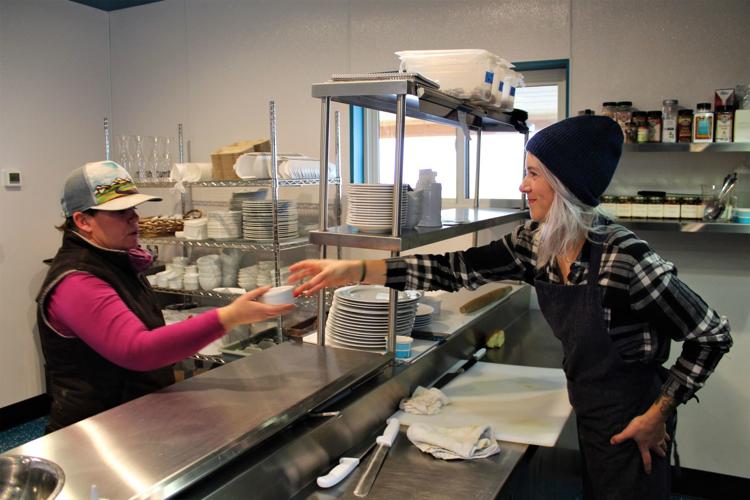 New tasting room fuses Snake River Winery, Stack Rock Cidery with