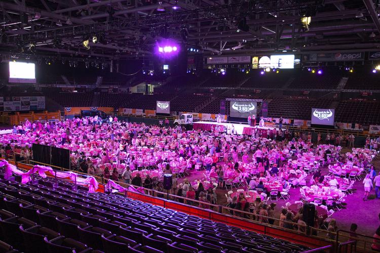 Pink jersey auction raising funds for Dakota Hospital Foundation