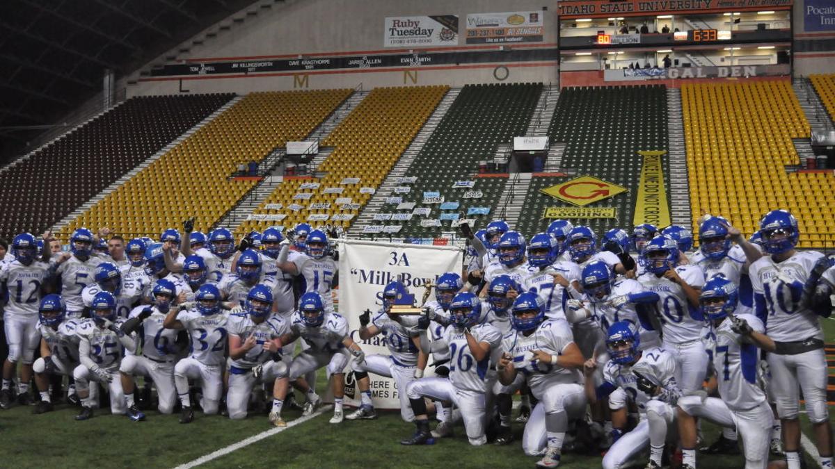 Emmett Huskies Win First State Football Championship Over Gooding Idaho Press Tribune Multimedia Gallery Idahopress Com Idaho State Football Championship 2022