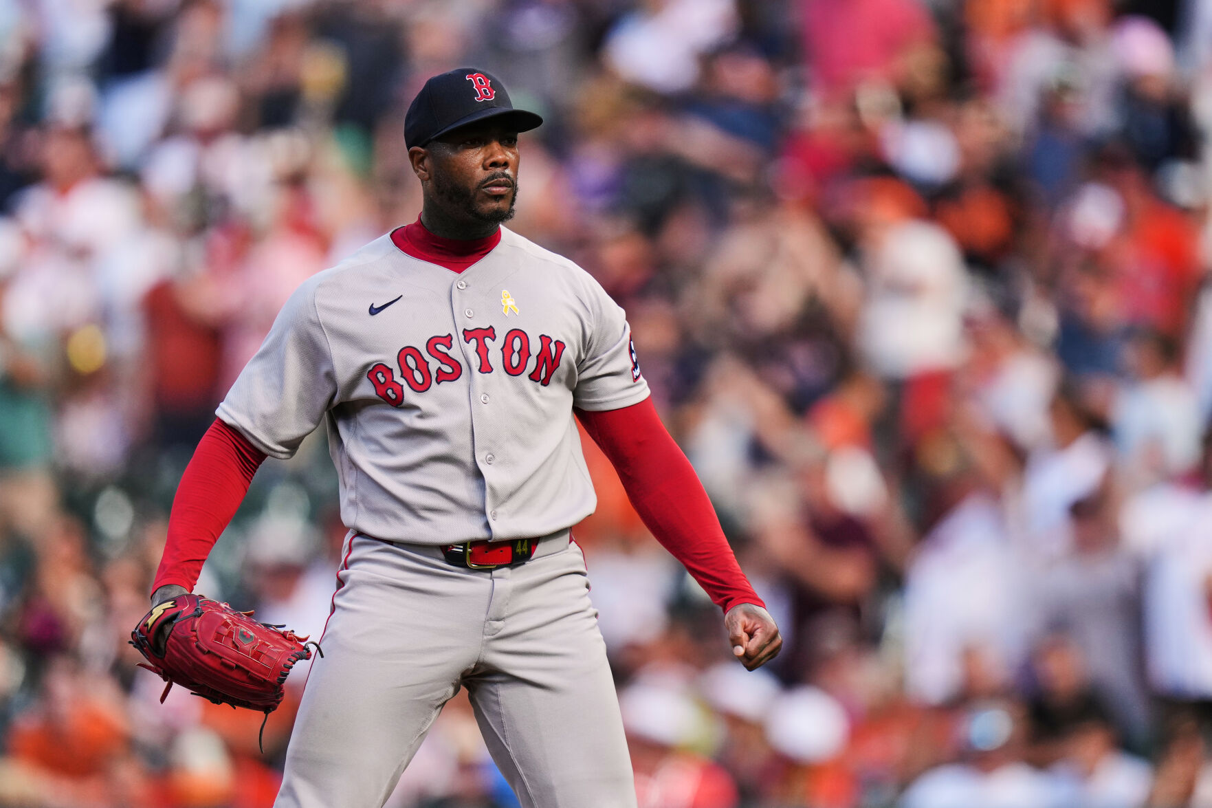 Chapman, Red Sox celebrate his 400th career save as 'special