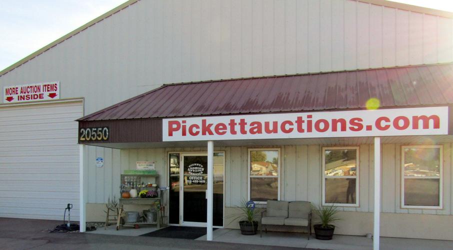 Auction industry adapts to an online world Livestock