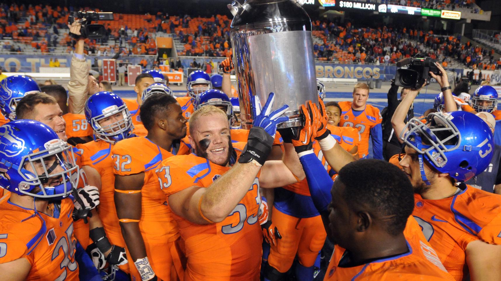 Boise State Notebook Milk Can Trophy Not At Stake Boise State Football Coverage Idahopress Com Boise State Fresno State 2022 Conference Championship