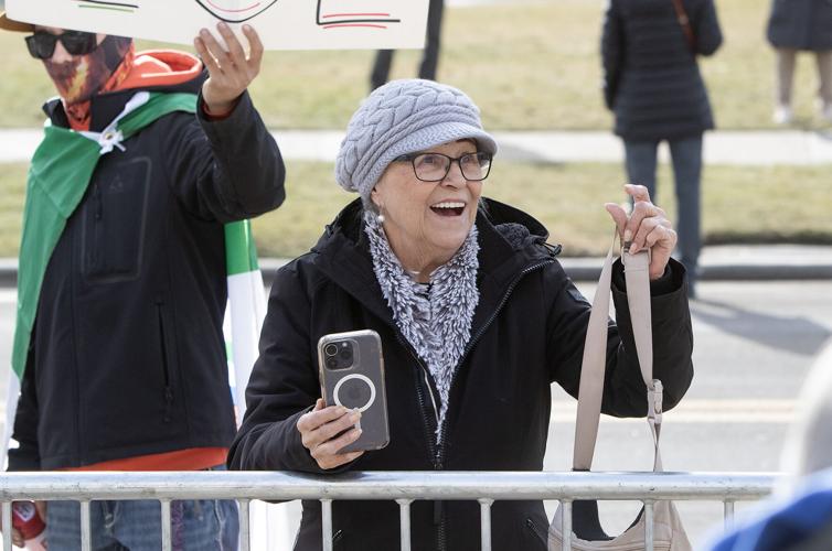 'Idaho Stands with ICE' rally sees hundreds at Idaho State Capitol as ...