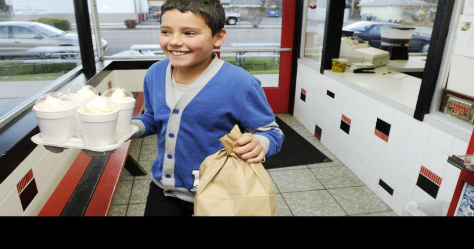 Jack’s Drive In celebrates 25 years in Caldwell Members