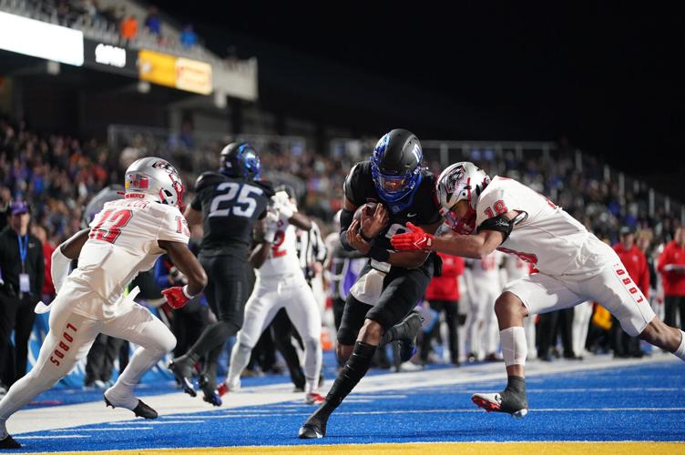 Broncos offense gets rolling in win against New Mexico Boise State