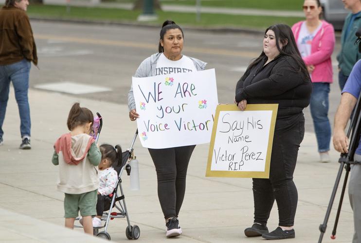 Criminal prosecution of officers who shot Victor Perez 'untenable ...