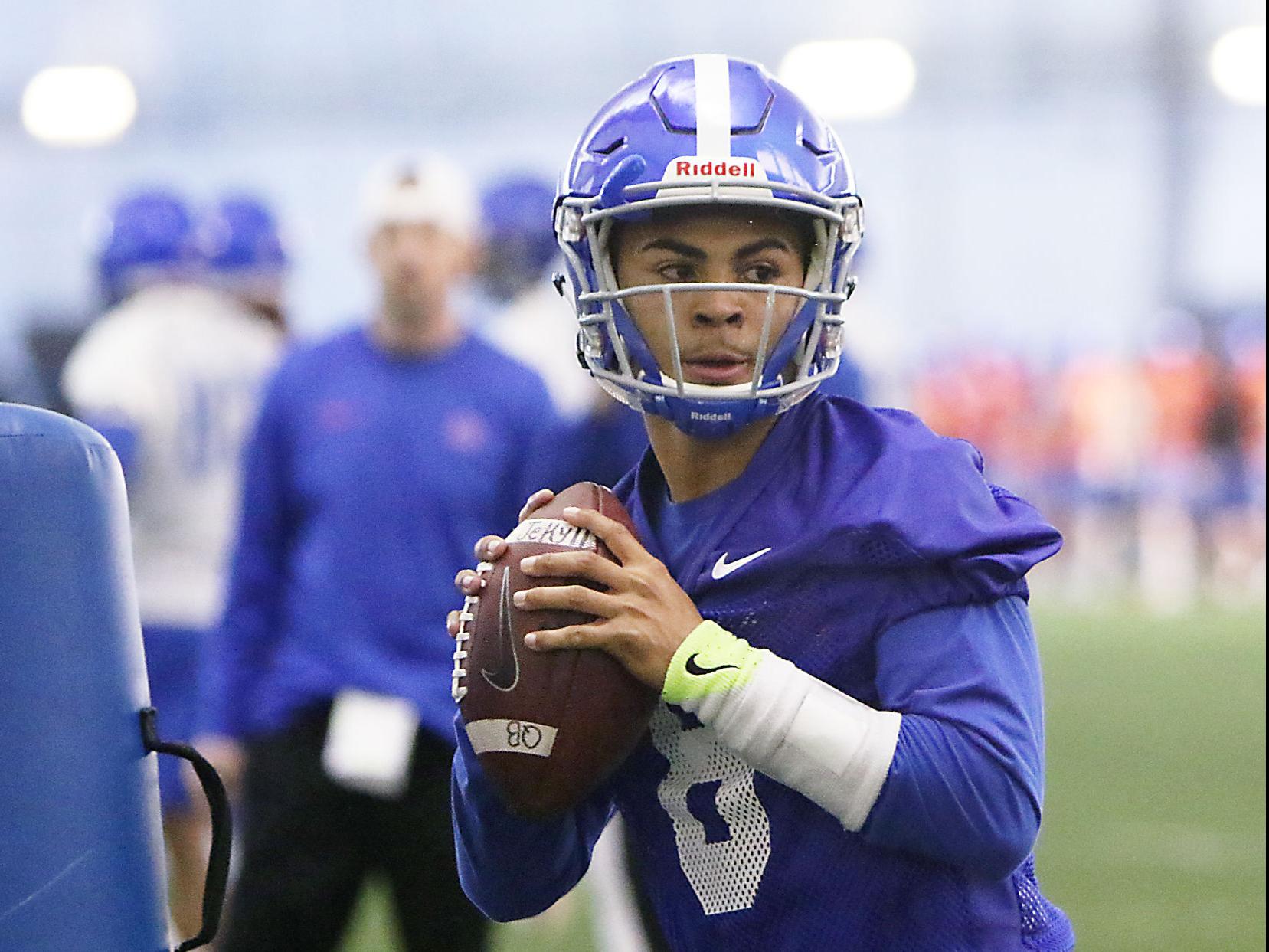 Boise State quarterback Hank Bachmeier to enter the transfer portal, Blue  Turf Sports