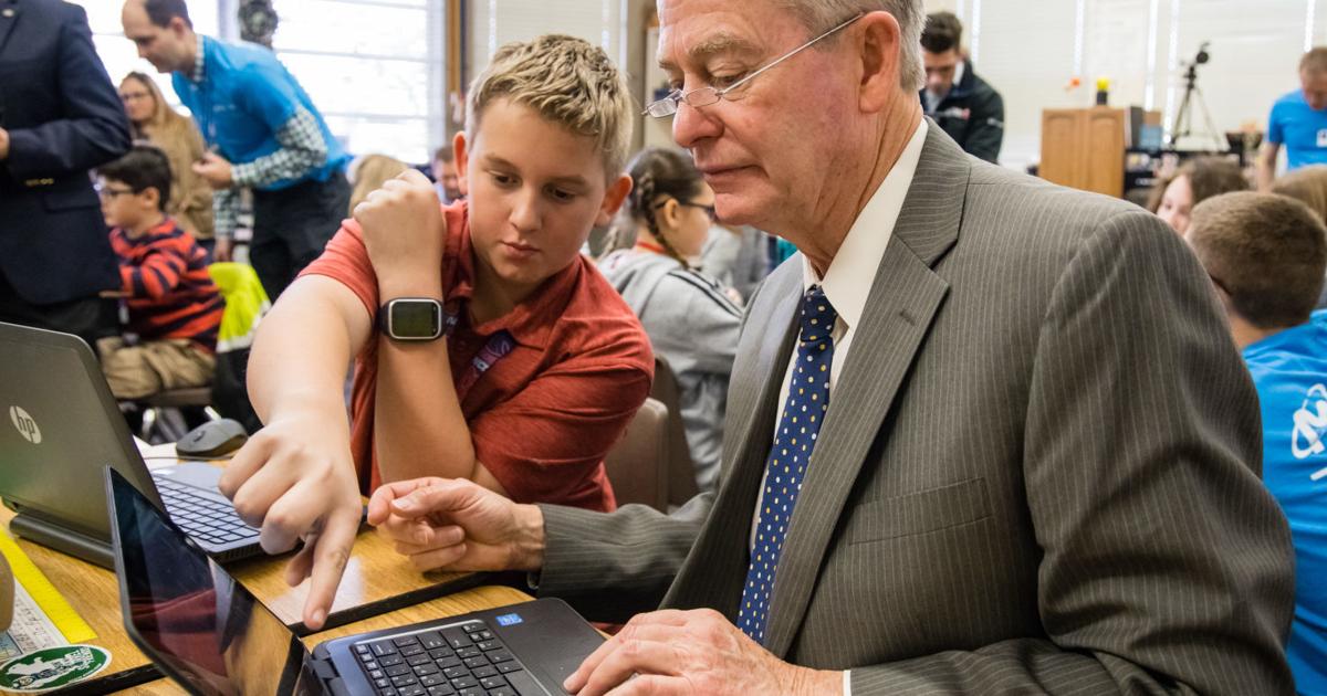 Governors For Computer Science Idaho governor declares Computer Science Education Week | Local News ...