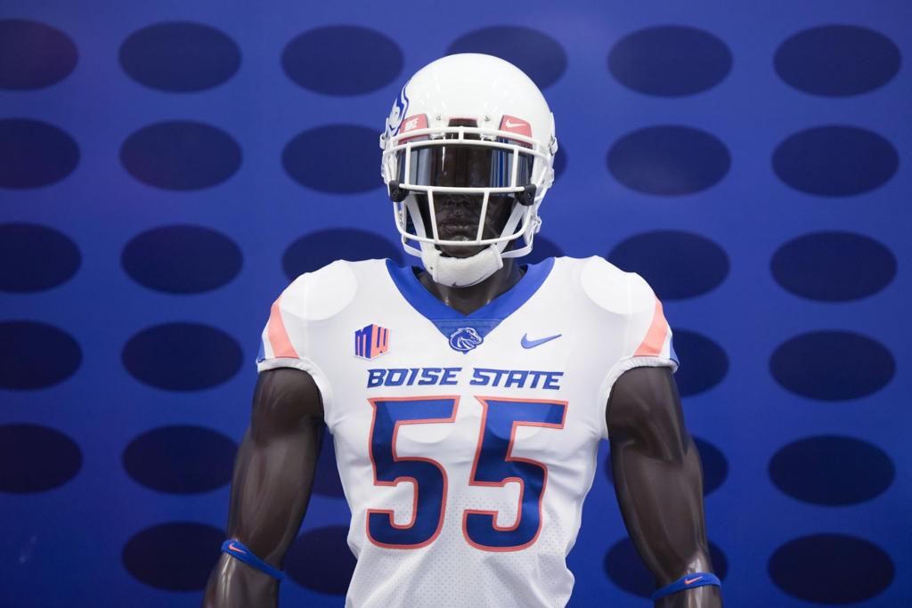 Boise State reveals new Baseball Uniforms - Blue-Turf