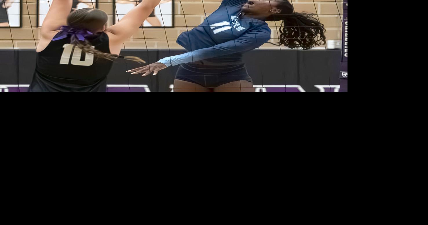 DISTRICT VOLLEYBALL: Skyview rallies together to keep district title streak going