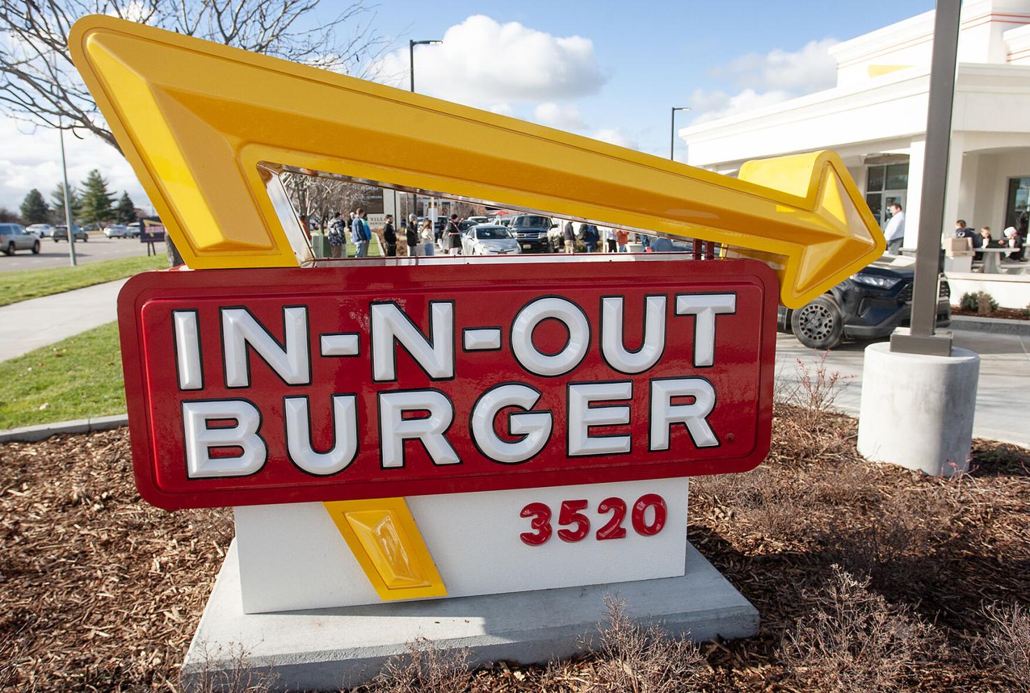 InNOut Burger opens