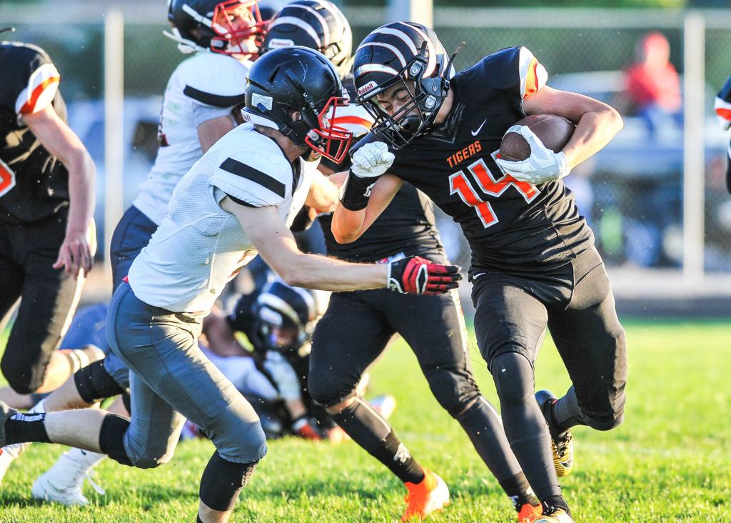 Jesus Guillen Stars As Aberdeen Blows Out Rival American Falls In