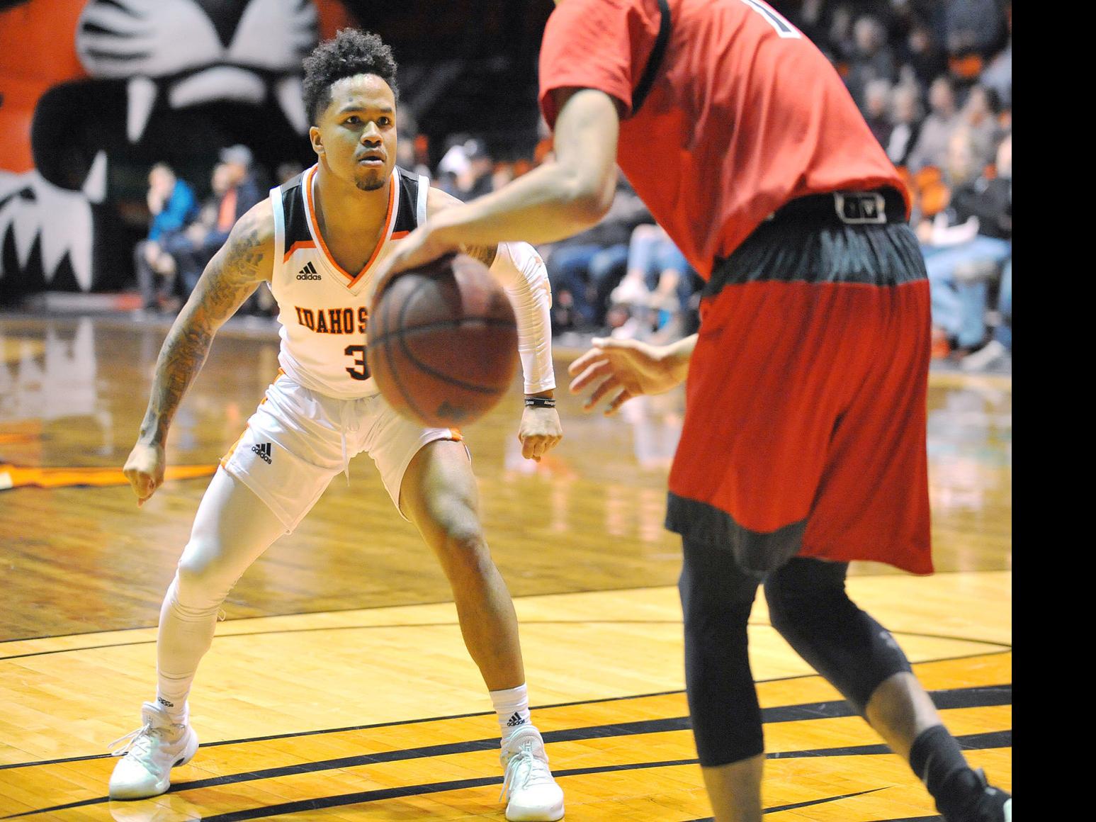 Former Bengal Sam Dowd Named To 2019 Nabc Give Back Team Members Idahostatejournal Com