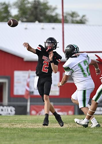 Alex Beck throwing