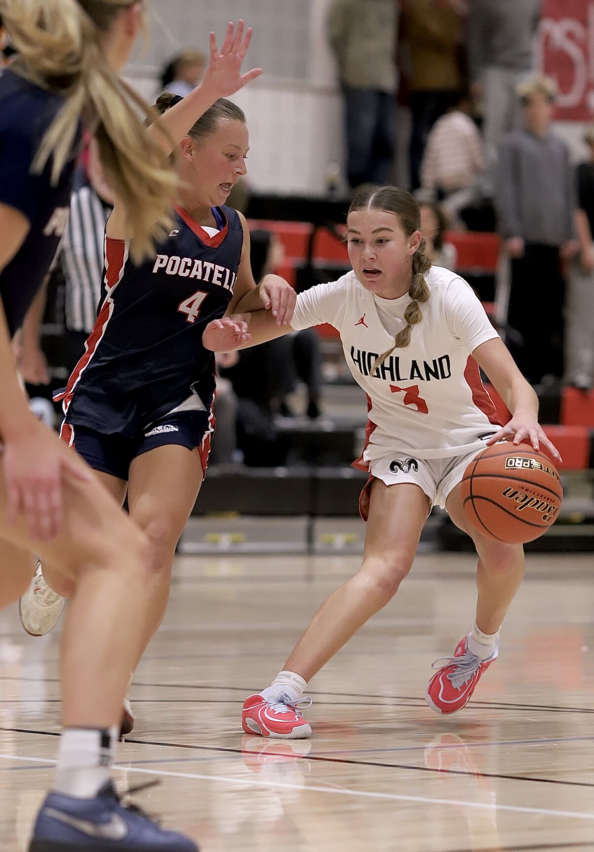 Highland girls bsaketball