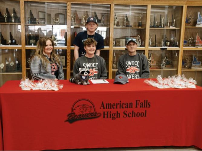Logan Mills American Falls golf