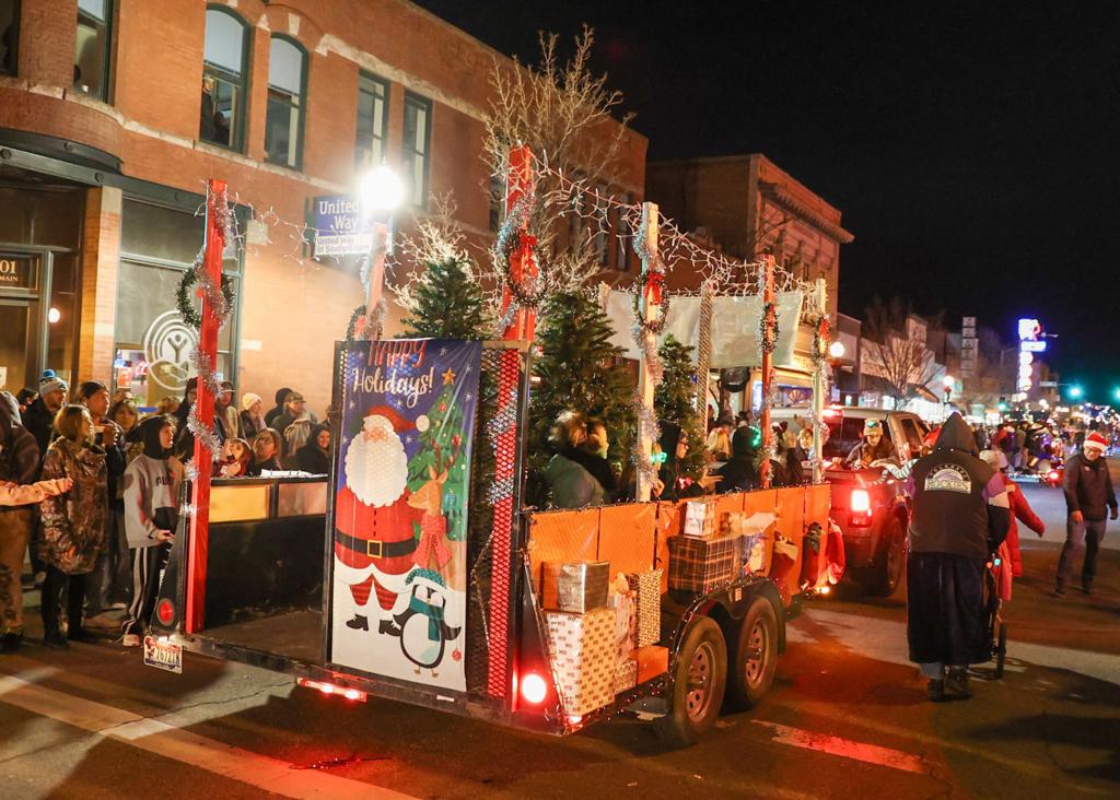 Clarkston Wa Christmas Parade 2022 Photo Gallery: Downtown Pocatello Christmas Parade | Freeaccess |  Idahostatejournal.com