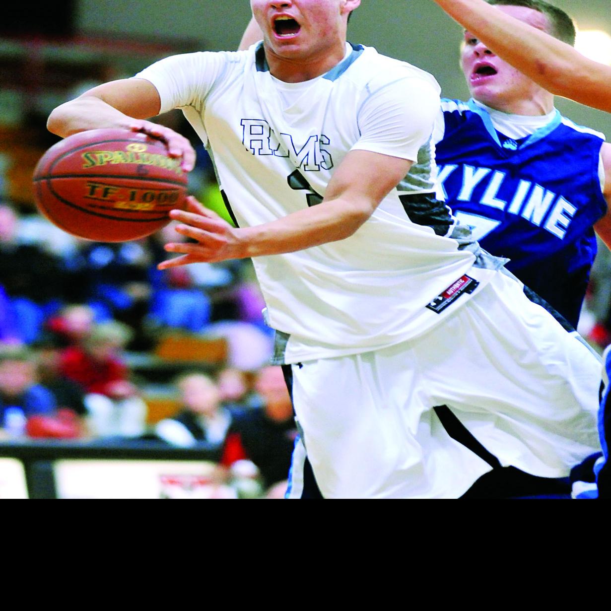 Hs Basketball Highland S Gonzalez Commits To Saint Mary S
