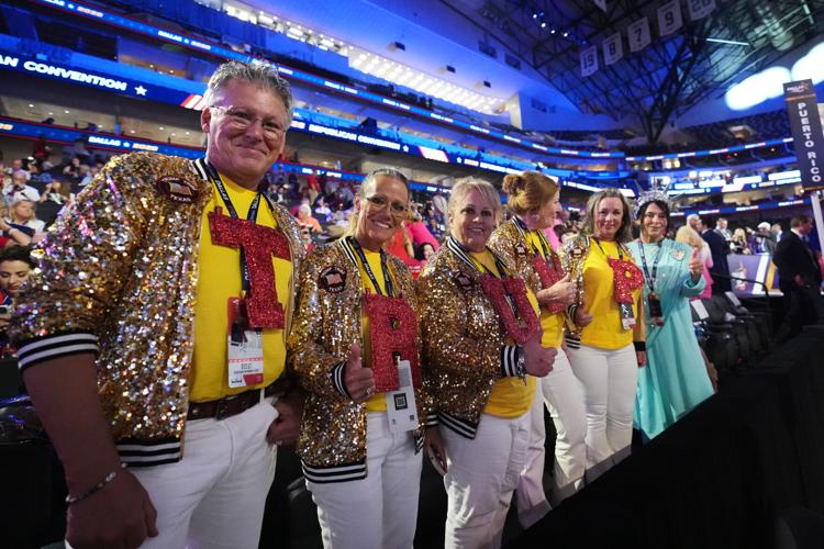 Trump takes center stage at Republicans’ first midterm convention