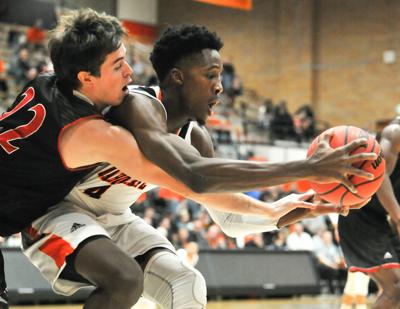 ISU vs Montana Western bbball