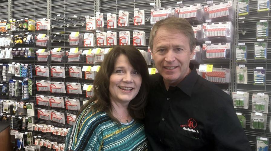 RadioShack is back in Idaho Falls; new store hosts grand opening East