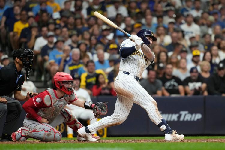 Reds Brewers Baseball