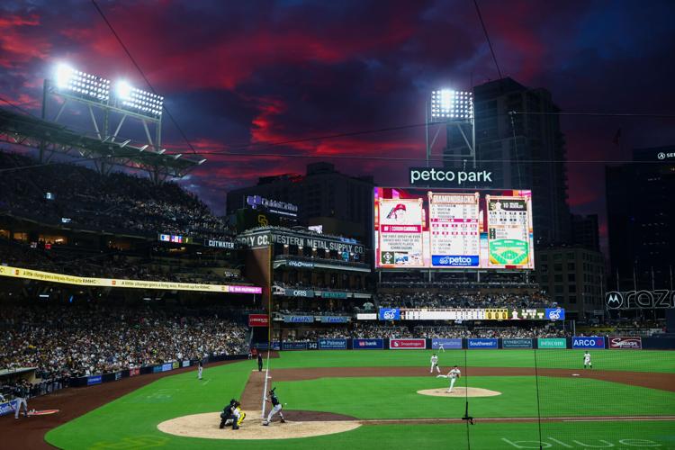 Diamondbacks Padres Baseball
