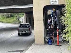 Burlington Northern Santa Fe agrees to stop shooting Livingston underpass pigeons