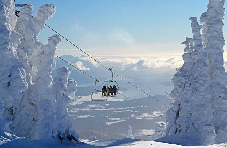 schweitzer-greatescaoe-12312021.jpg