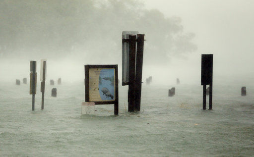 Hurricane Irma pummels Florida; 'This one scares me'