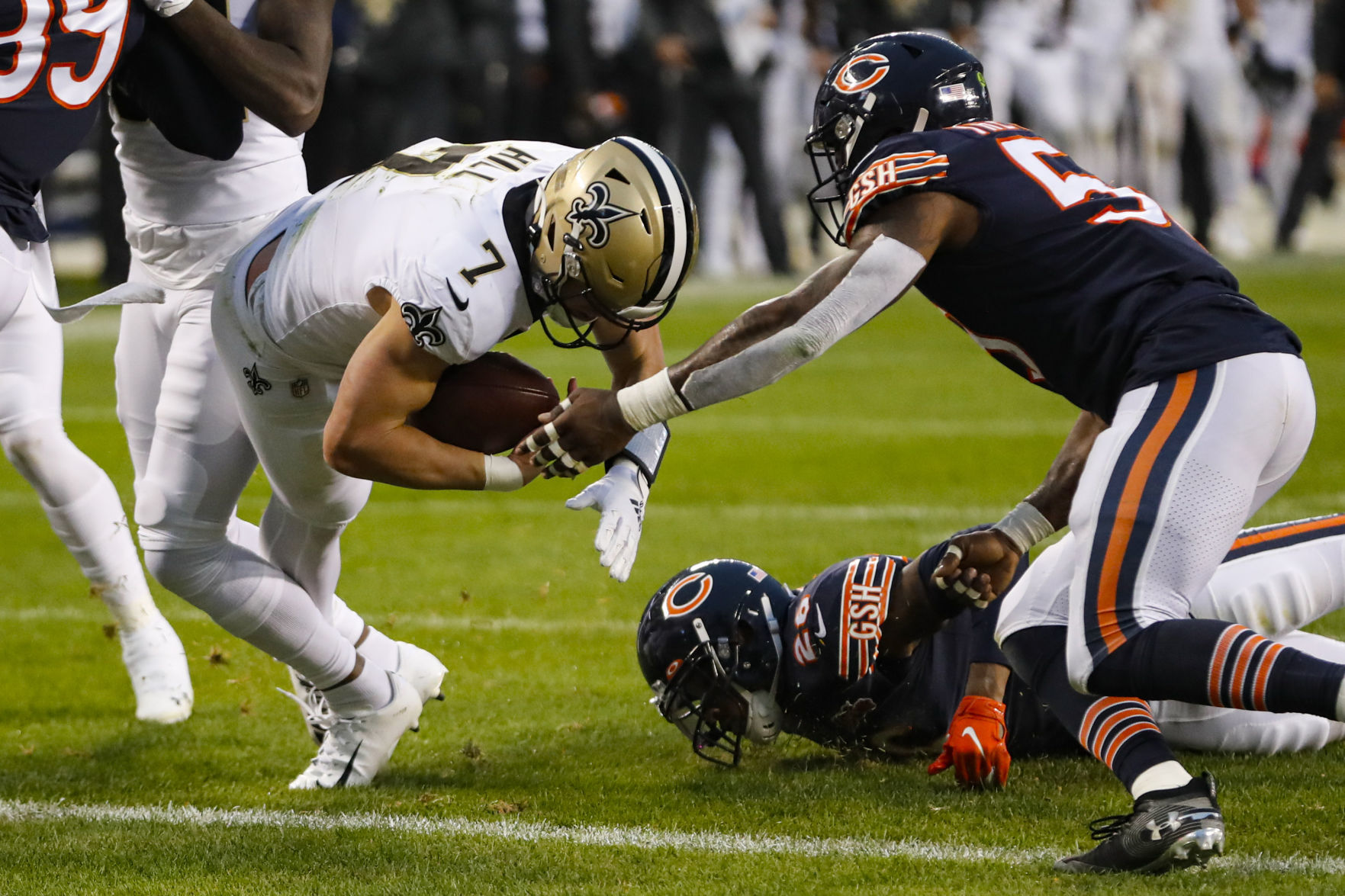 Taysom Hill, Josh Hill Both Score Touchdowns In Saints' Win At Chicago ...