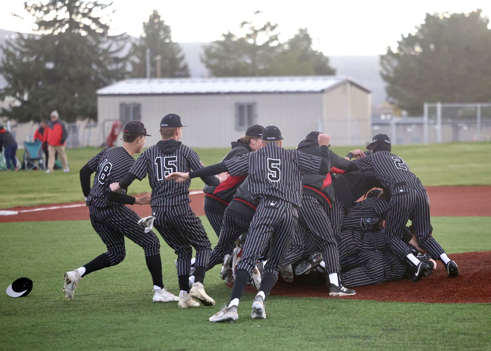 Highland baseball endures ugly weather en route to another district title and state appearance