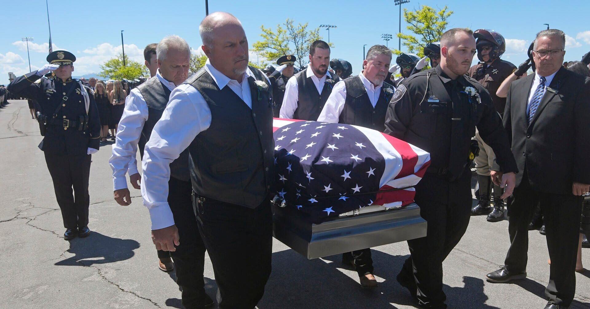 Truck driver accused of intentionally killing Utah officer had been holding a woman against her will - Vimarsana News