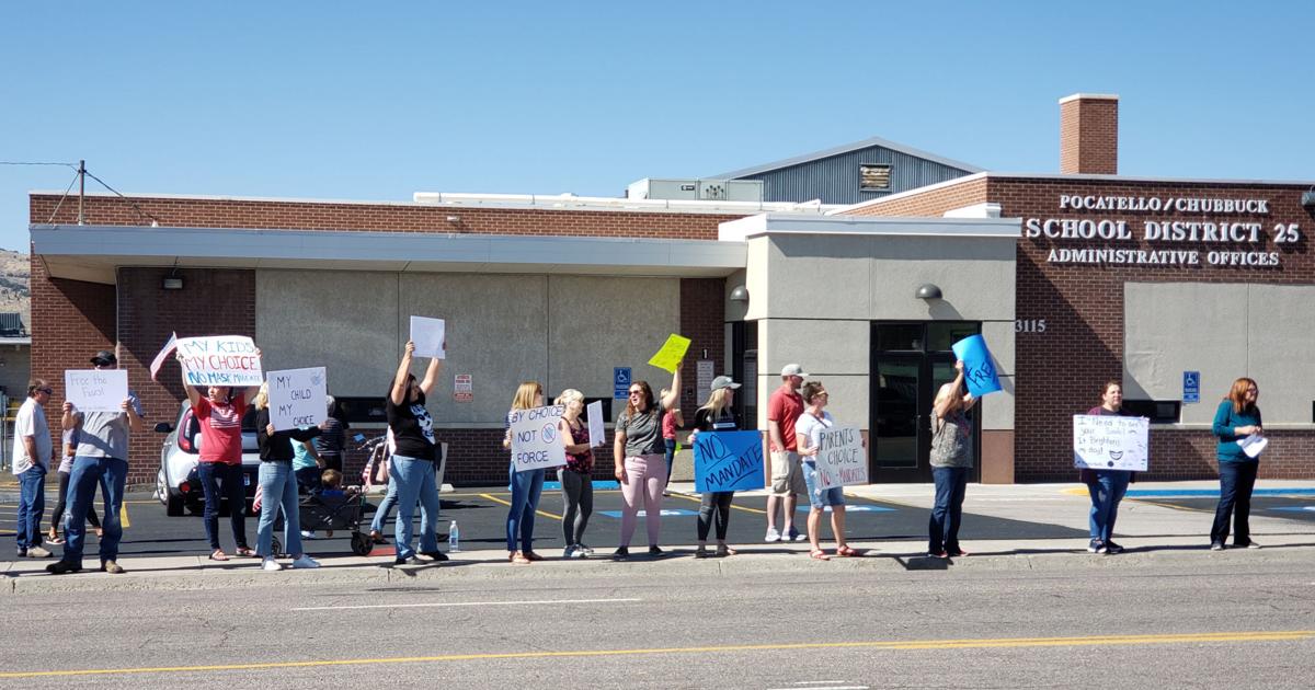 District 25 school board rescinds mask mandate for now, reschedules