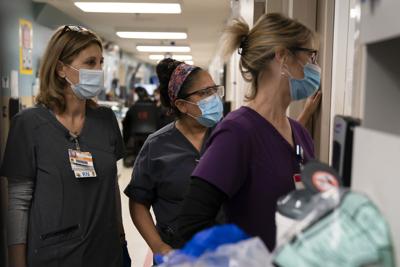 Daily COVID-19 deaths in US reach highest level since May