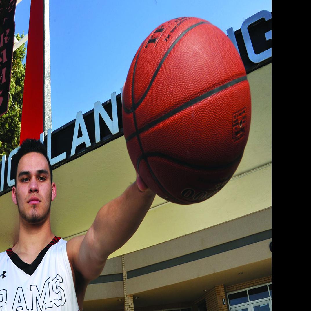 Still Shooting Isj Boys Basketball Player Of The Year Stefan