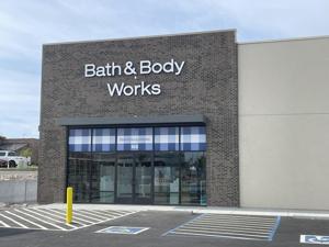 Bath & Body Works opens, new stores to join Target at former Pine Ridge Mall site in spring 2027