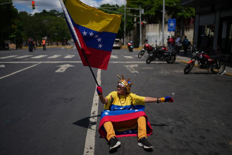 The top photos of the day by AP's photojournalists