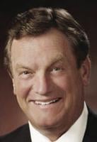 Mike Simpson bill to expand dental care heads to president's desk