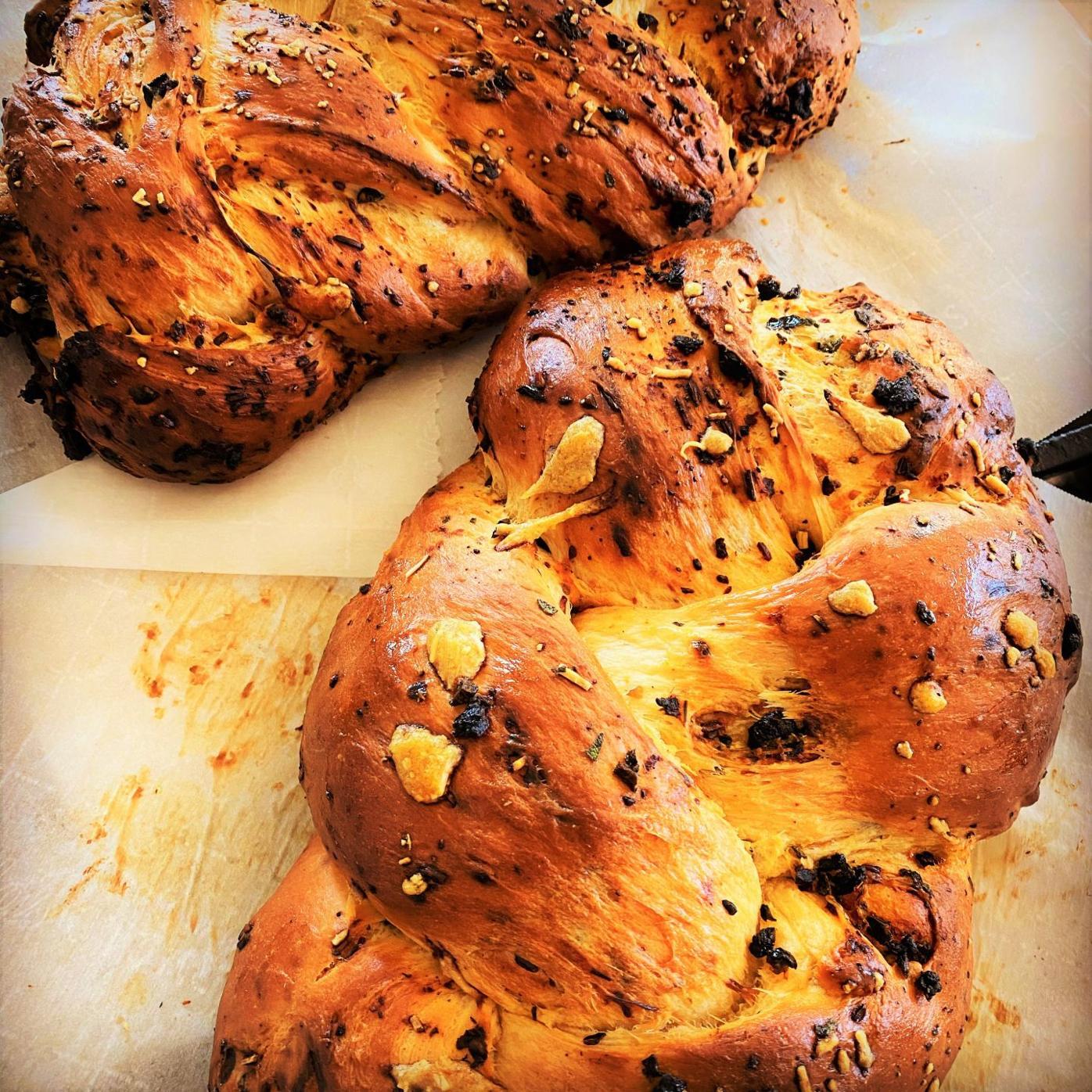 Belle’s Sundried Tomato, Olive and Herb Bread