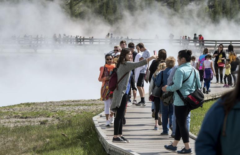 Yellowstone National Park Tourist / Tourism File
